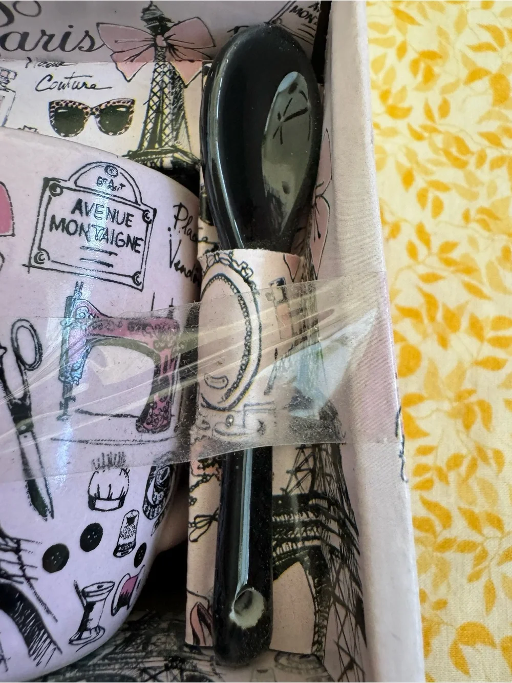 NWT. Paris Glamour Ceramic Mini-Mug/Espresso with Spoon Set. Original Packaging.